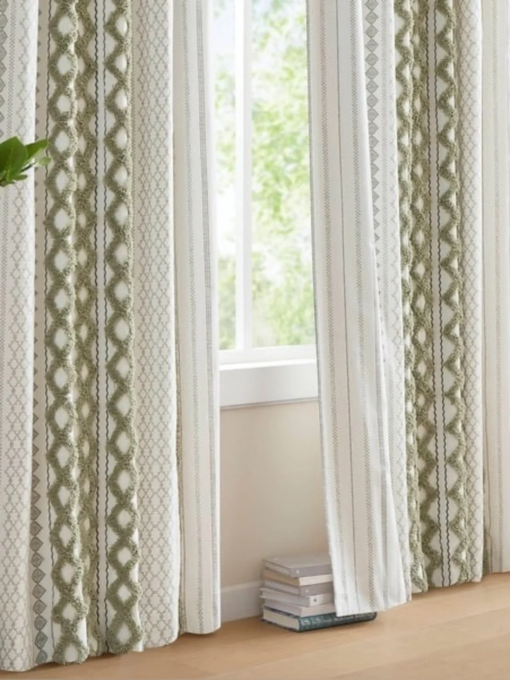 INK+IVY Imani Cotton Printed Curtain Panel Chenille Stripe 50x108